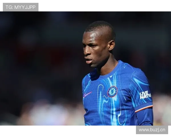 切尔西年轻阵容表现起伏,稳定性问题对赛季走势形成制约 切尔西年轻阵容表现起伏,稳定性问题对赛季走势形成制约