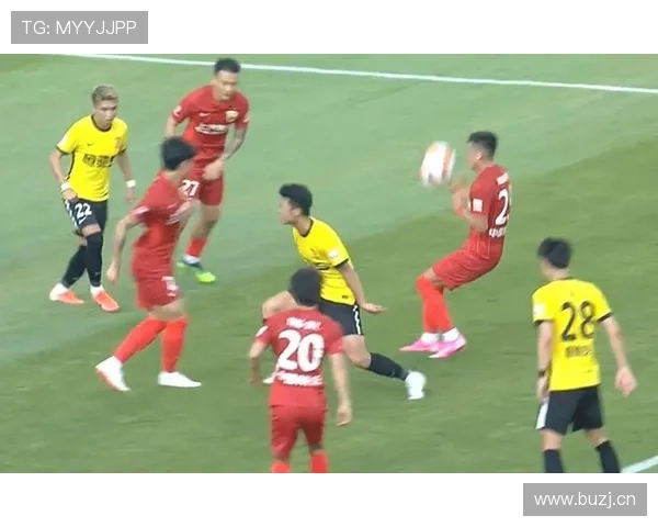 救险解围到底算不算犯规？裁判判罚细节全解析