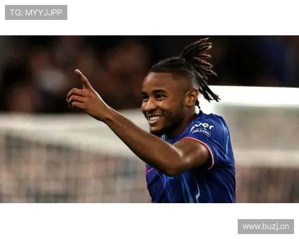 恩昆库在法国队的轮换竞争与战术地位分析